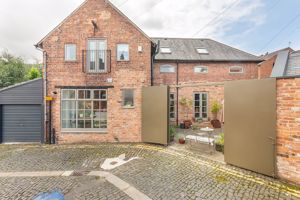 Photo 10- click for photo gallery